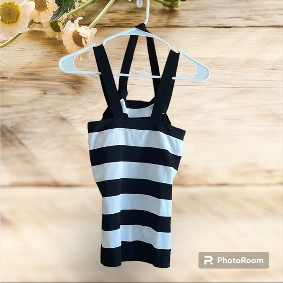 Cache HalterStyle Tank - Picture 2 of 6